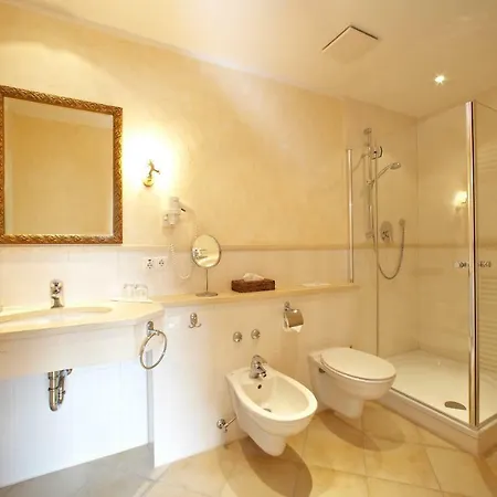 Hotel Seehaus Riessersee 3*